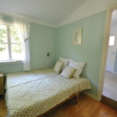 Five-bedroom Holiday In Vakantiehuis